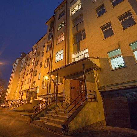 Modern Apartment On Mechnikova Street 18 Лвив Екстериор снимка