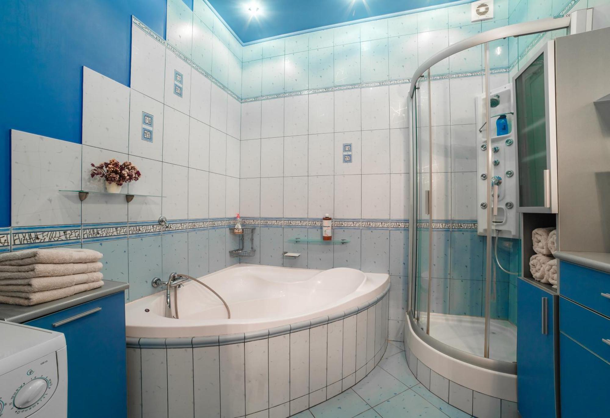 Modern Apartment On Mechnikova Street 18 Лвив Екстериор снимка