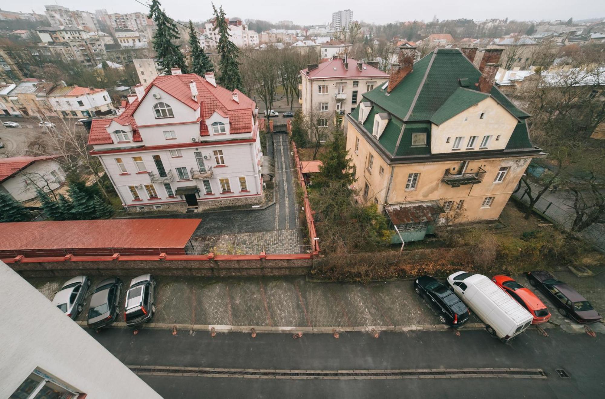 Modern Apartment On Mechnikova Street 18 Лвив Екстериор снимка