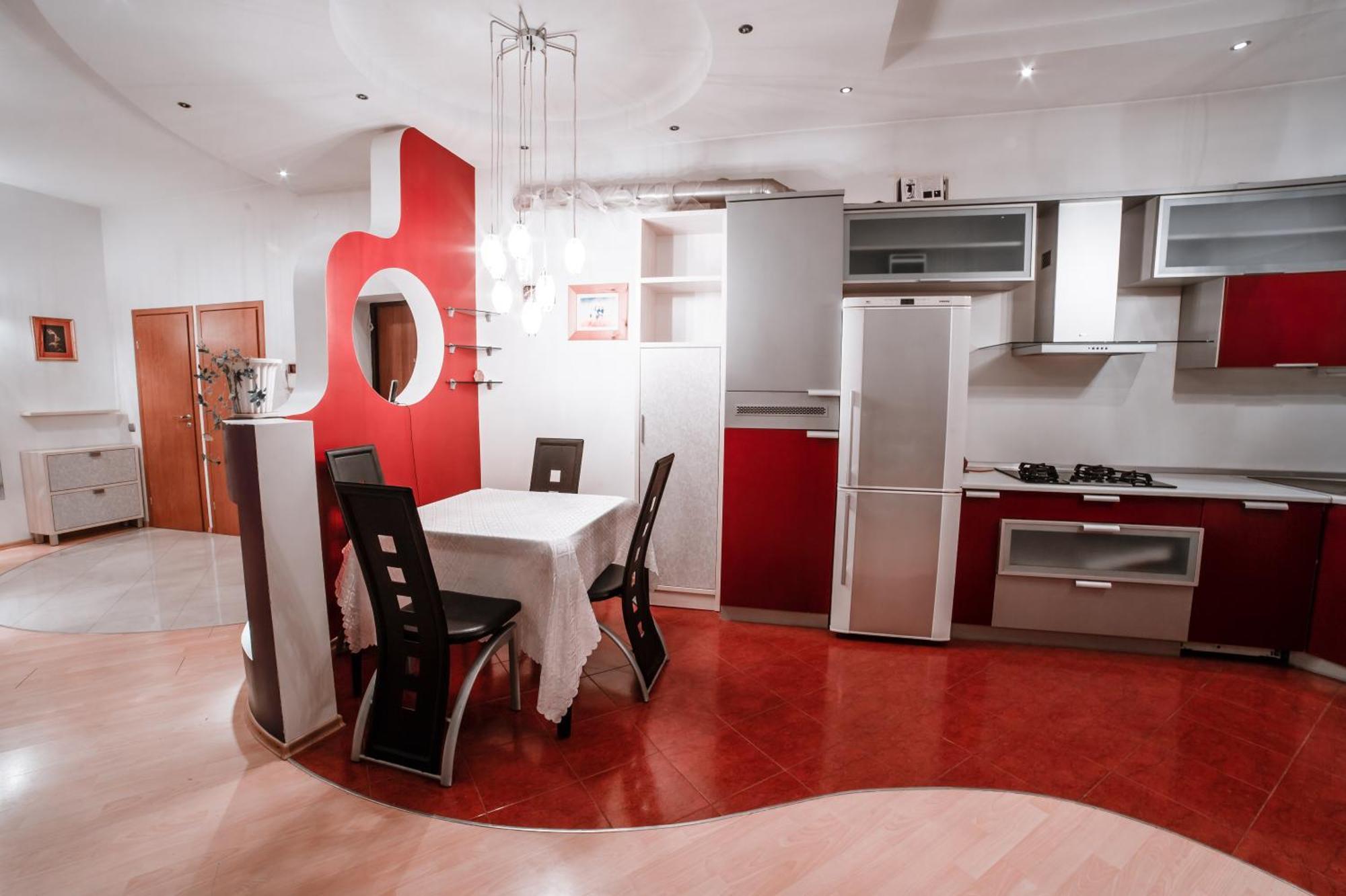 Modern Apartment On Mechnikova Street 18 Лвив Екстериор снимка